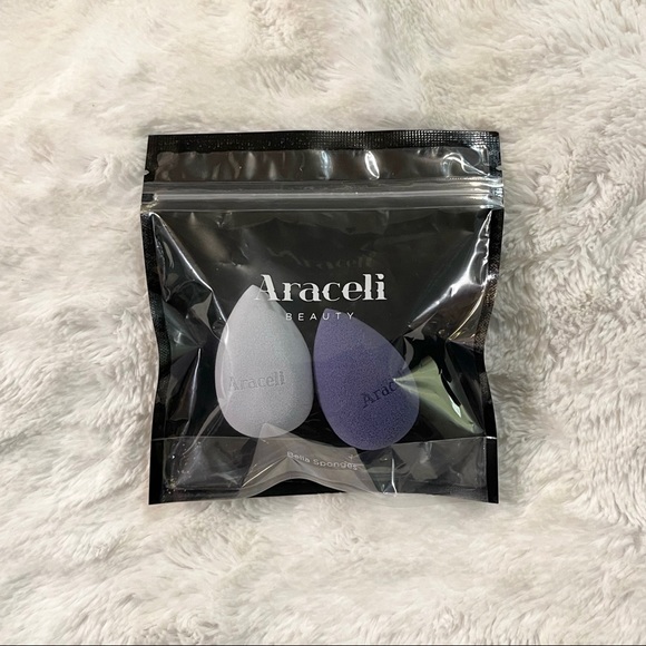 ❣️SOLD❣️Araceli Bella Sponge Set, Gray, Purple - Picture 2 of 6